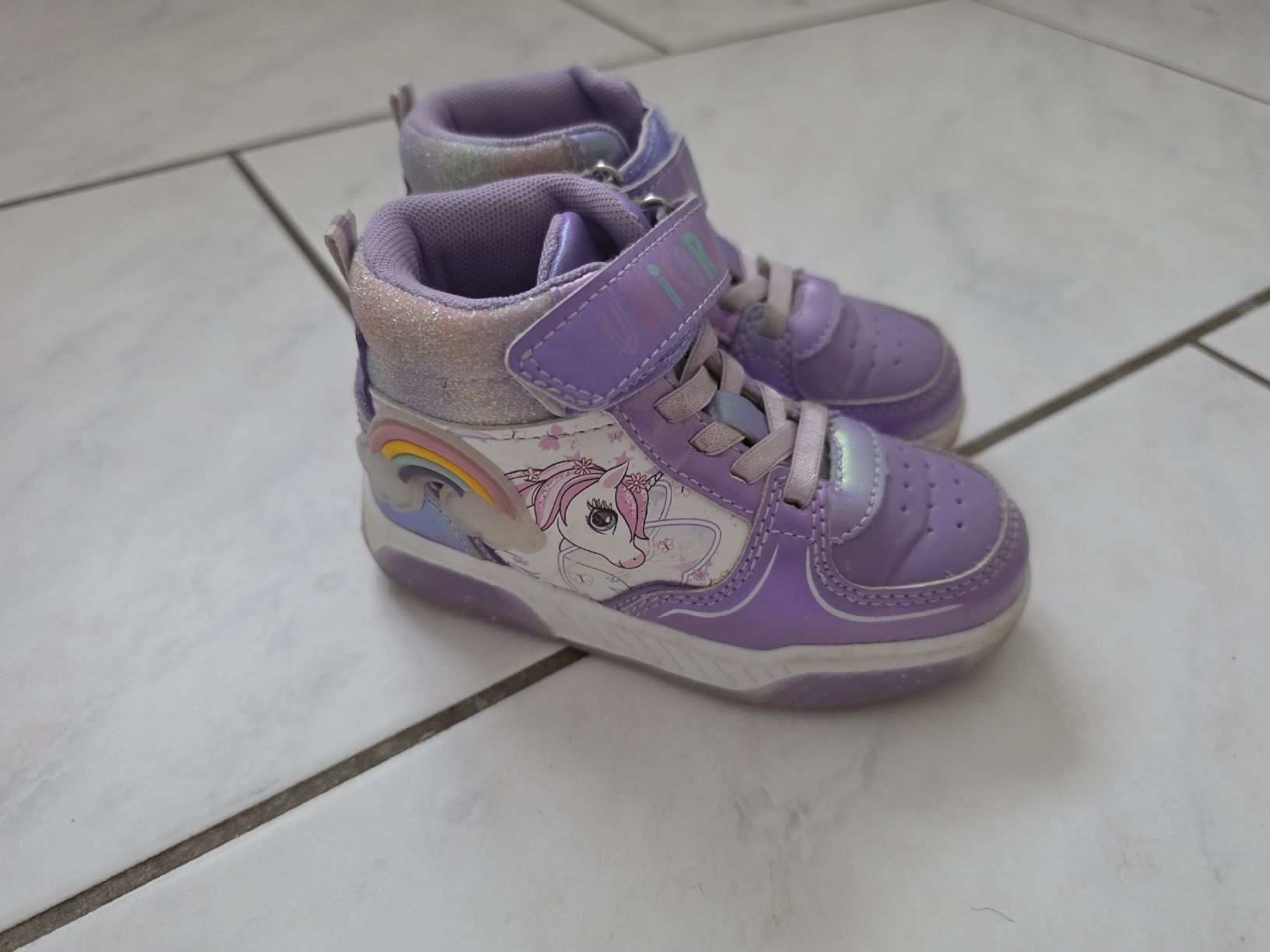 Scarpe per ragazze: Mädchen Sneaker 24 – Usato da Kefikon TG venduto da Livline