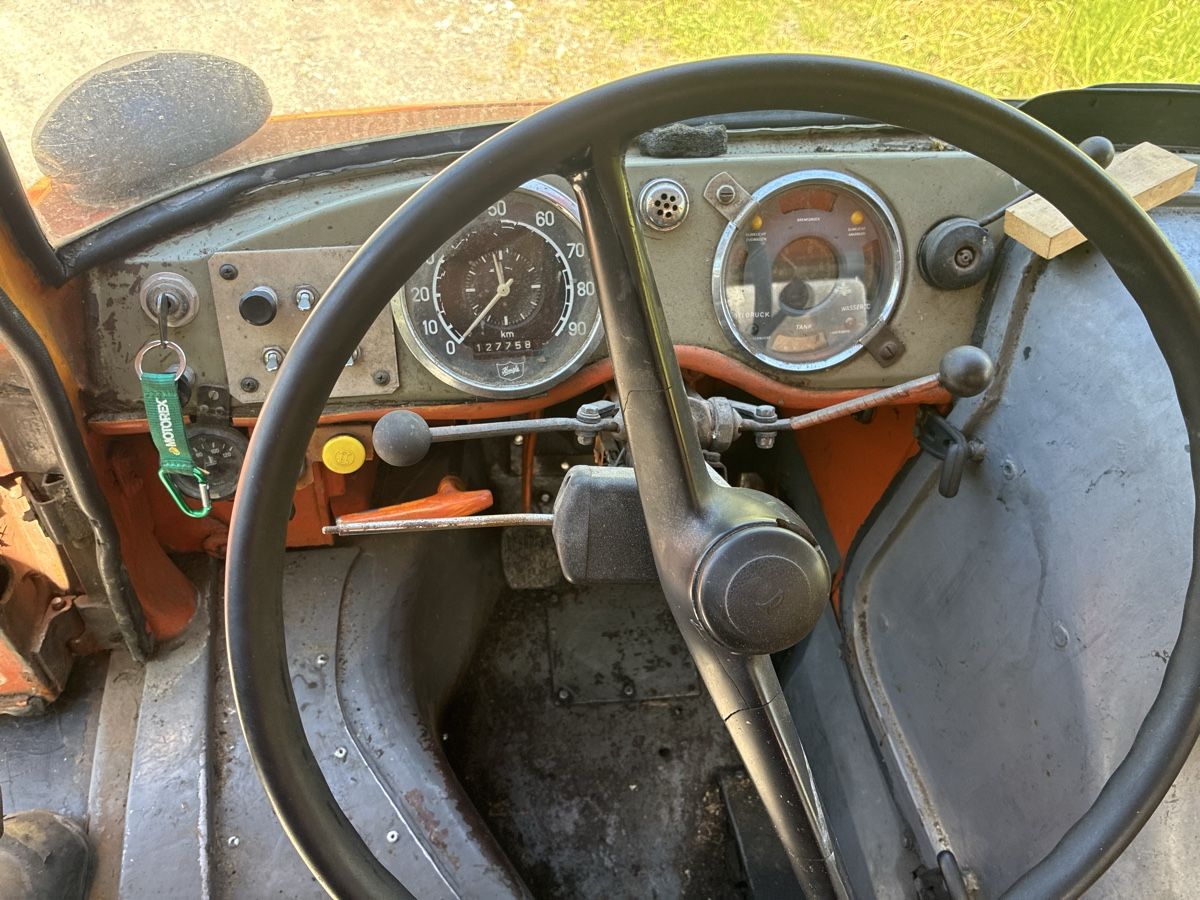 Mercedes-Benz Nutzfahrzeuge: Mercedes-Benz Unimog U 406 – Defekt aus Berschis von 746383 5