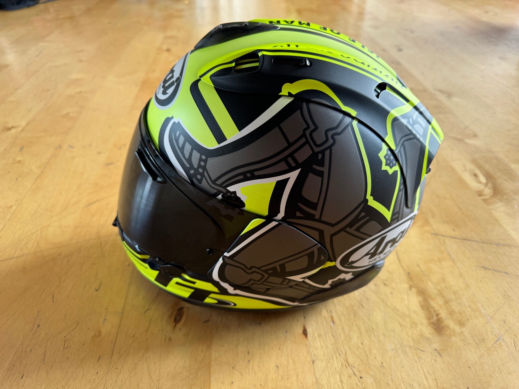 Arai Helme & Visiere: ARAI RX-7V IOM TT 2019 LIMITED EDITION – Gebraucht aus Horgen von Prince0504 4