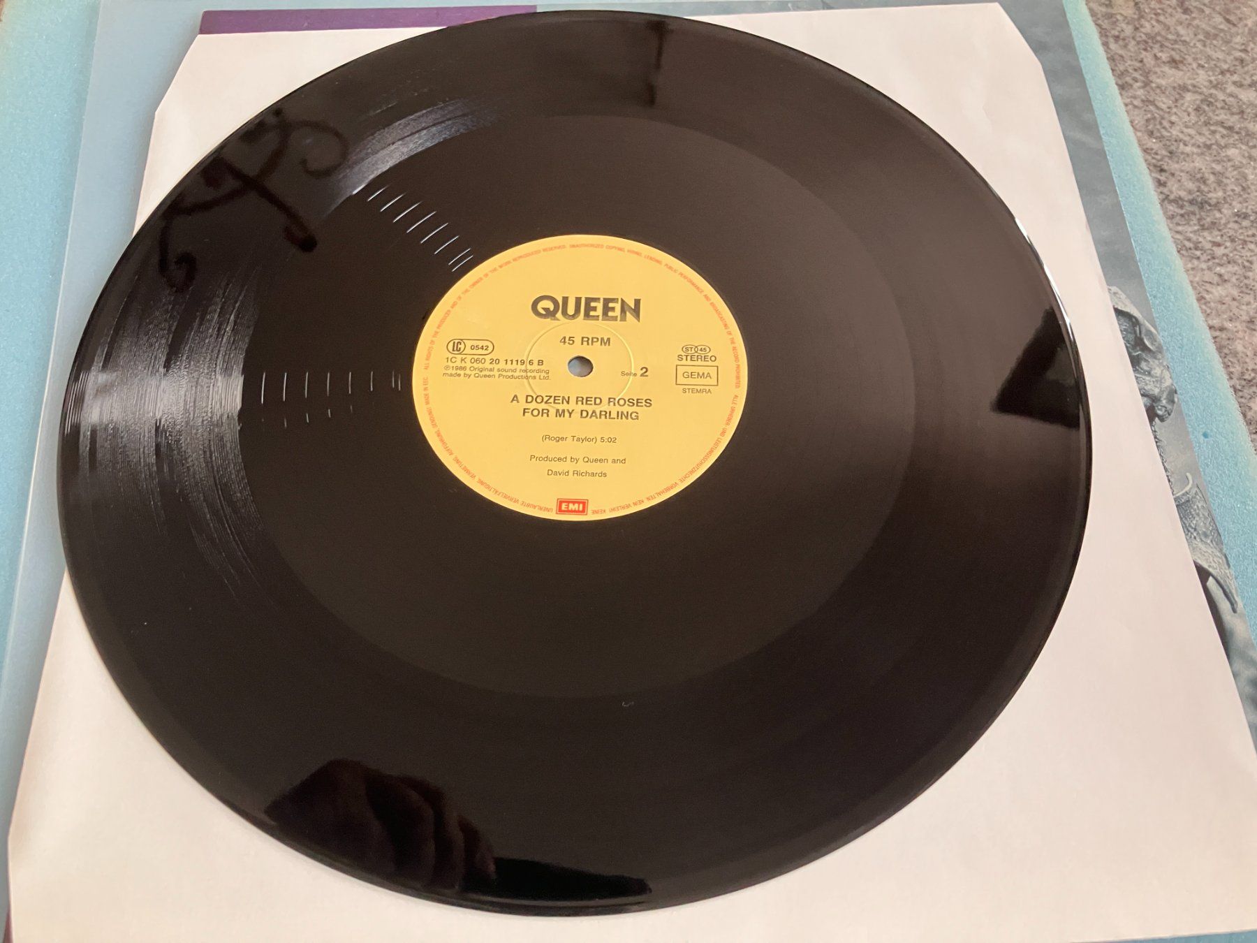 Dischi in vinile: Queen – Usato da Aarwangen venduto da Jukebox3 7