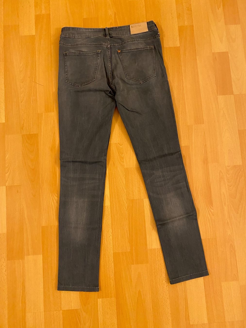 H&M Jeans: Jeans blau W 28 L 34 – Gebraucht aus Zürich von Herbion1 2