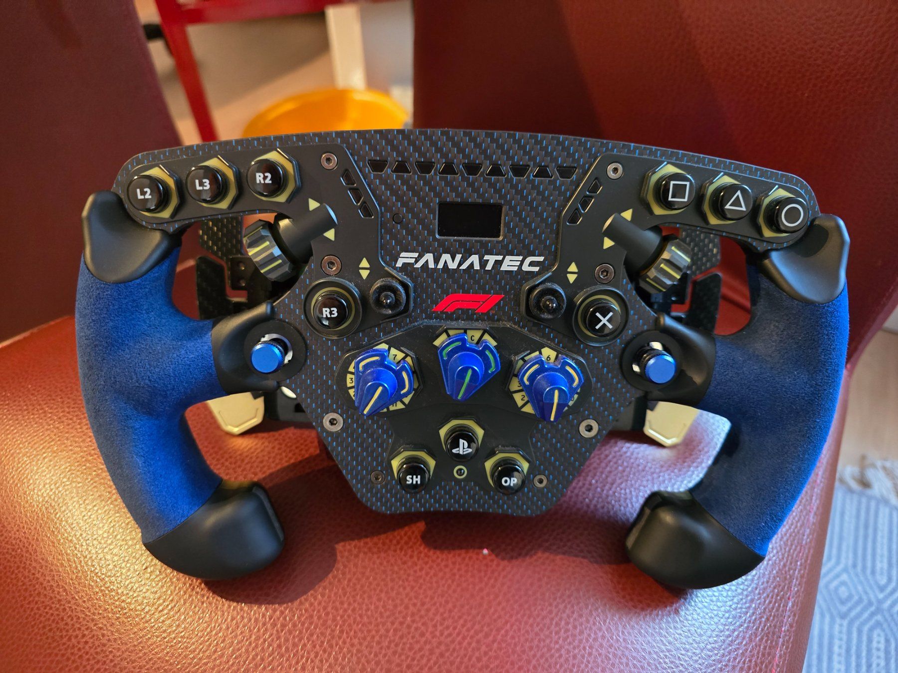 Fanatec Controller: Komplettes Sim Racing Setup: Fanatec, Next Level Racing, V3 – Usato da Widnau venduto da Khitomer_1983