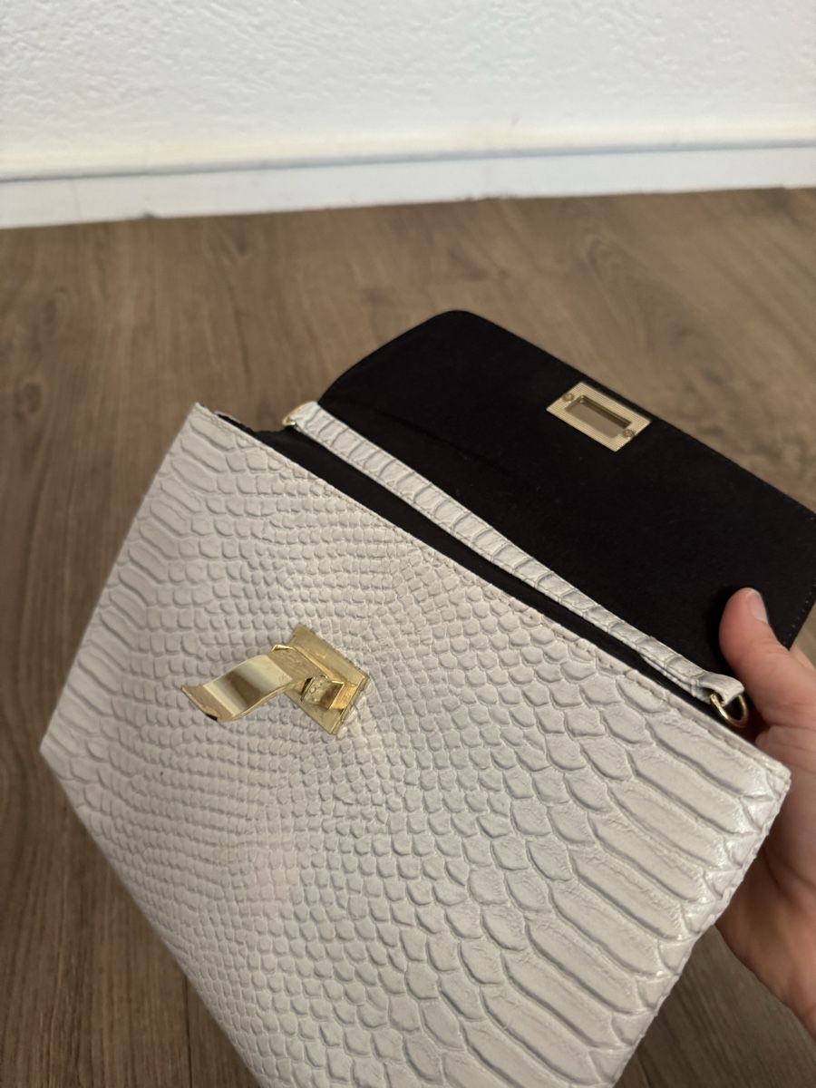 Asos Borse da donna: Asos Clutch Tasche grau weiss – Usato da Fislisbach venduto da KolibriSecondhand 5