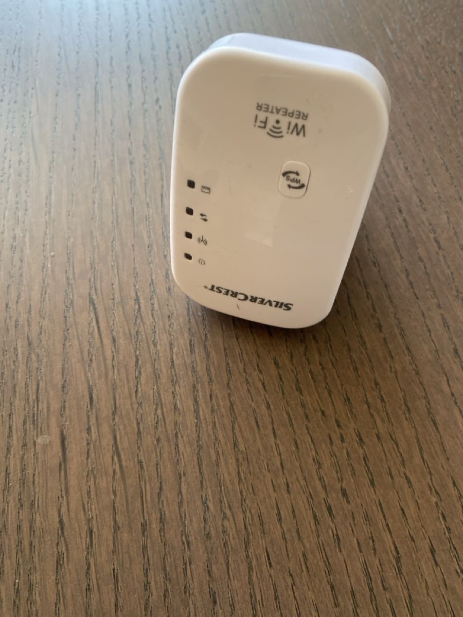 WiFi: Wifi repeater – Usato da Füllinsdorf venduto da vathana 1