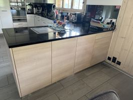Top Zustand Küche mit Electrolux Geräte, Schwarz/Weiss 59