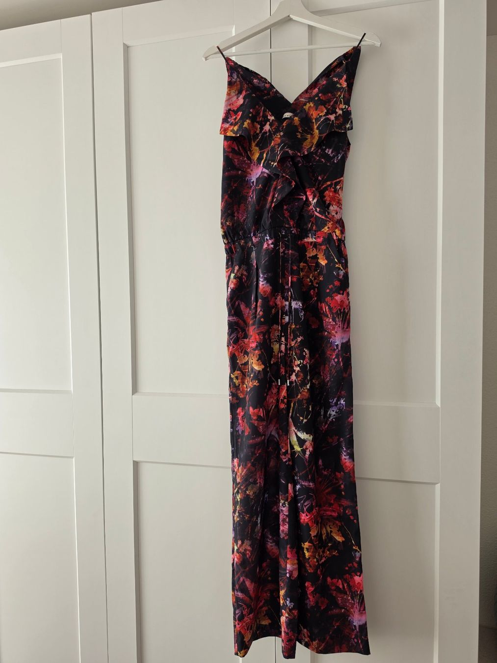 Karen Millen Tute: Jumpsuit Karen Millen – Usato da Wetzikon ZH venduto da olg_r9z7