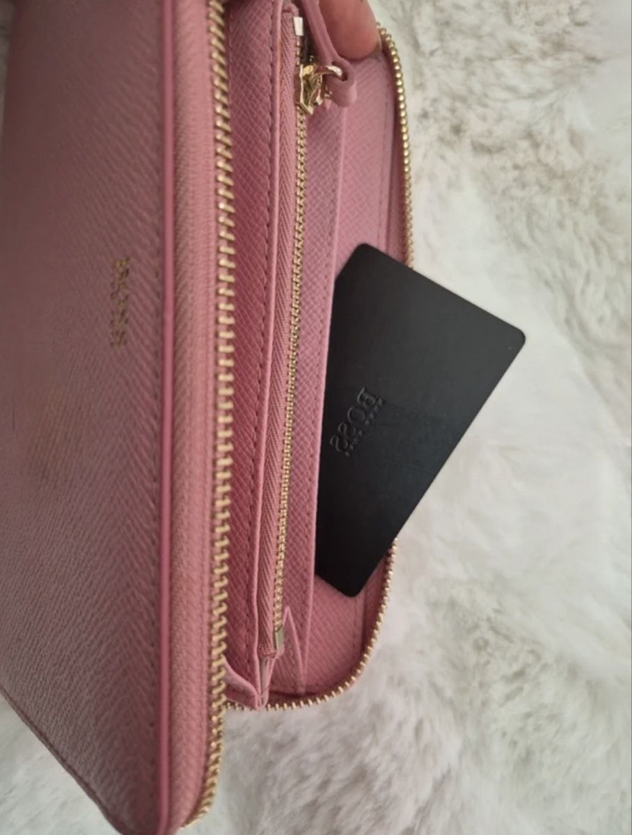 Hugo Boss Portamonete: Boss Geldbörse | Pink – Nuovo (secondo la descrizione) da St. Margrethen SG venduto da Elleiseverywhere 2