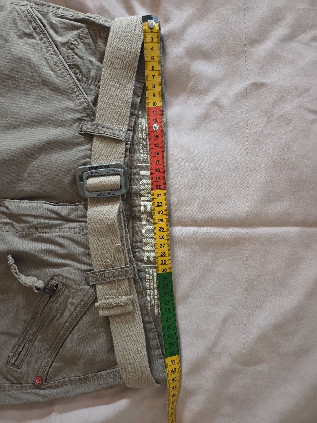 Pantaloni: Timezone Loose Miles 3/4 Shorts NEU – Nuovo (secondo la descrizione) da ZERNEZ venduto da joaofonseca 1