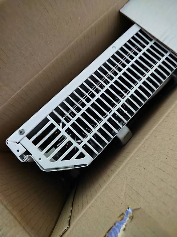 Heizgeräte: Radiateur electrique mural – Gebraucht aus Moléson-s-Gruyères von fre_rs8w 2