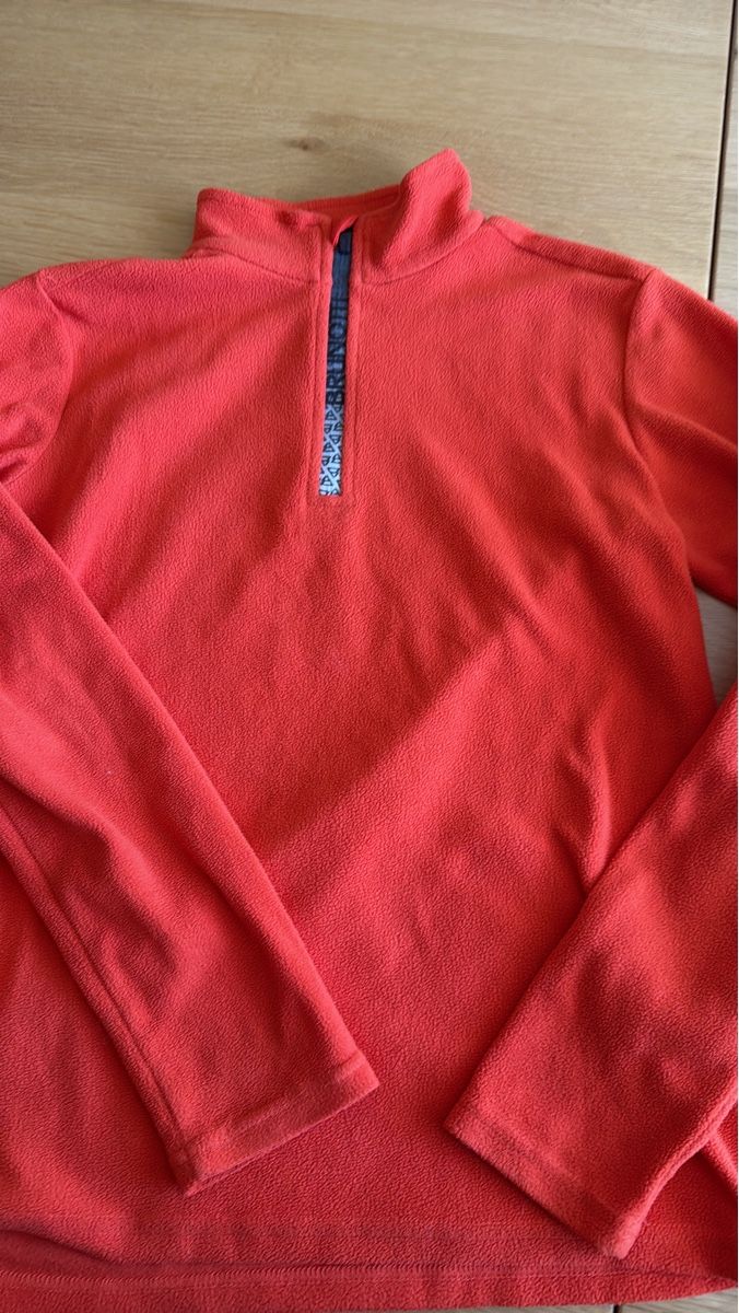 Pulls & Sweat-shirts: Fleecepullover Grösse 164 – D'occasion à Thun par Vesna27
