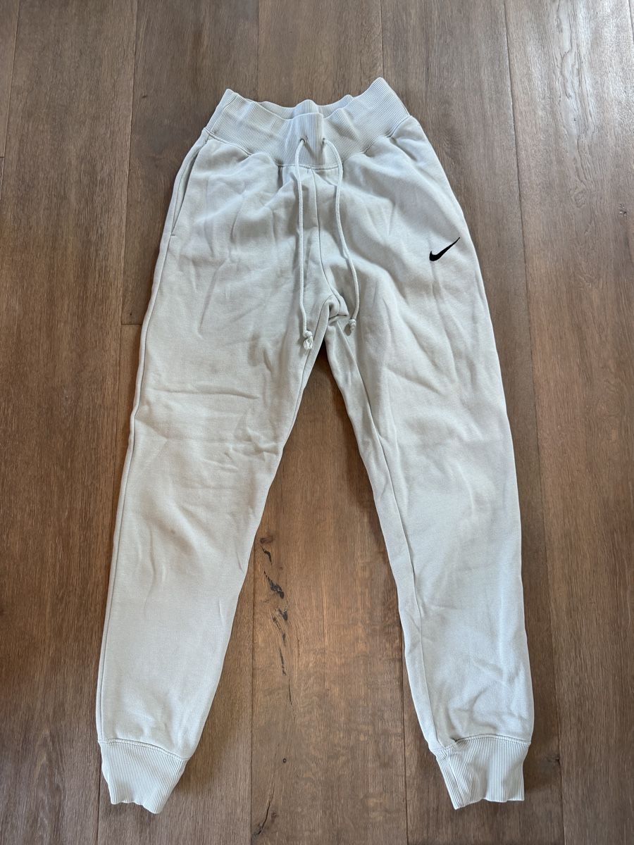 Nike Pantaloni: Nike Jogginghose Salbei , XS  – Usato da Richterswil venduto da Noelle80