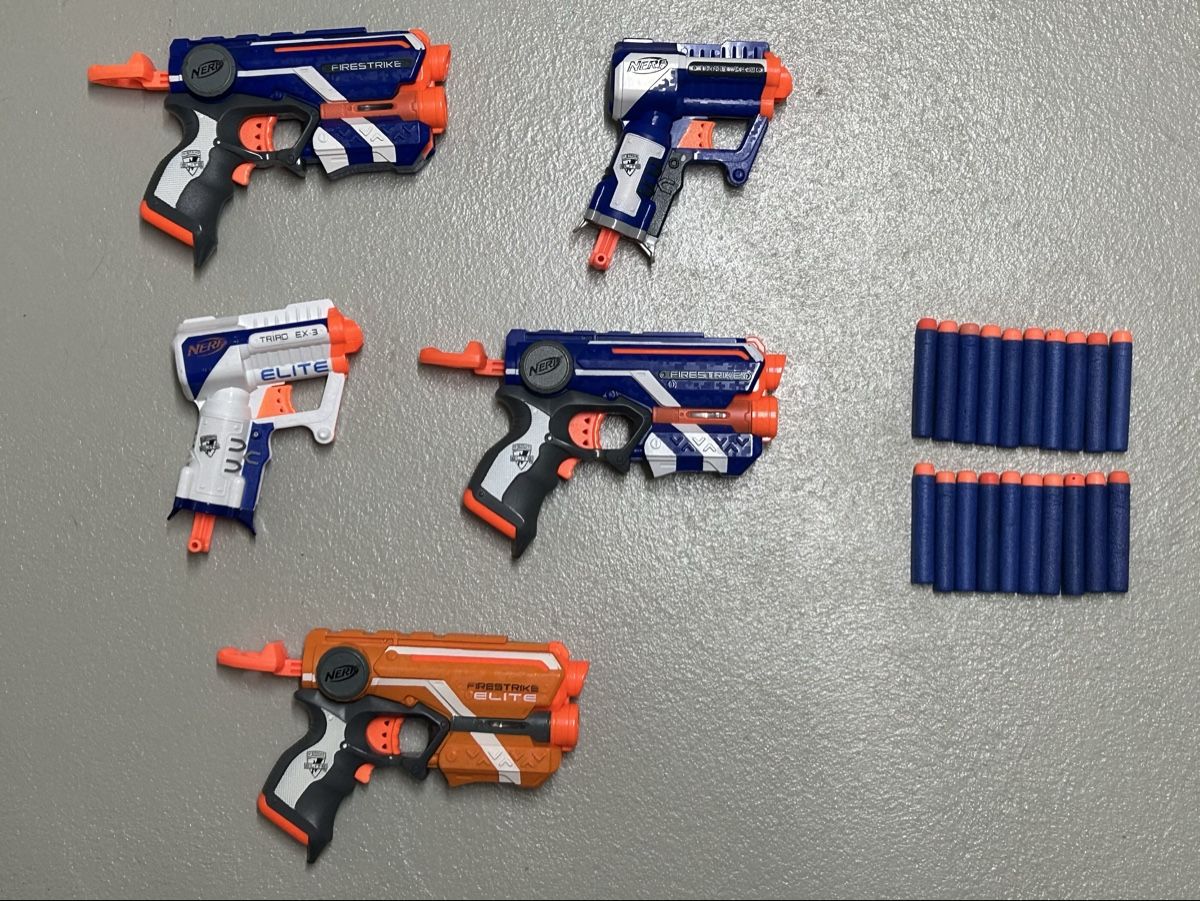 Nerf Giocattoli: NERF Elite Set – 5 Blaster inkl. 20 Darts – Usato da Luterbach venduto da Magnesium3 6