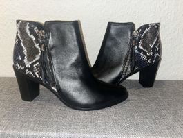 New black anke boots with snakeskin detail size 40