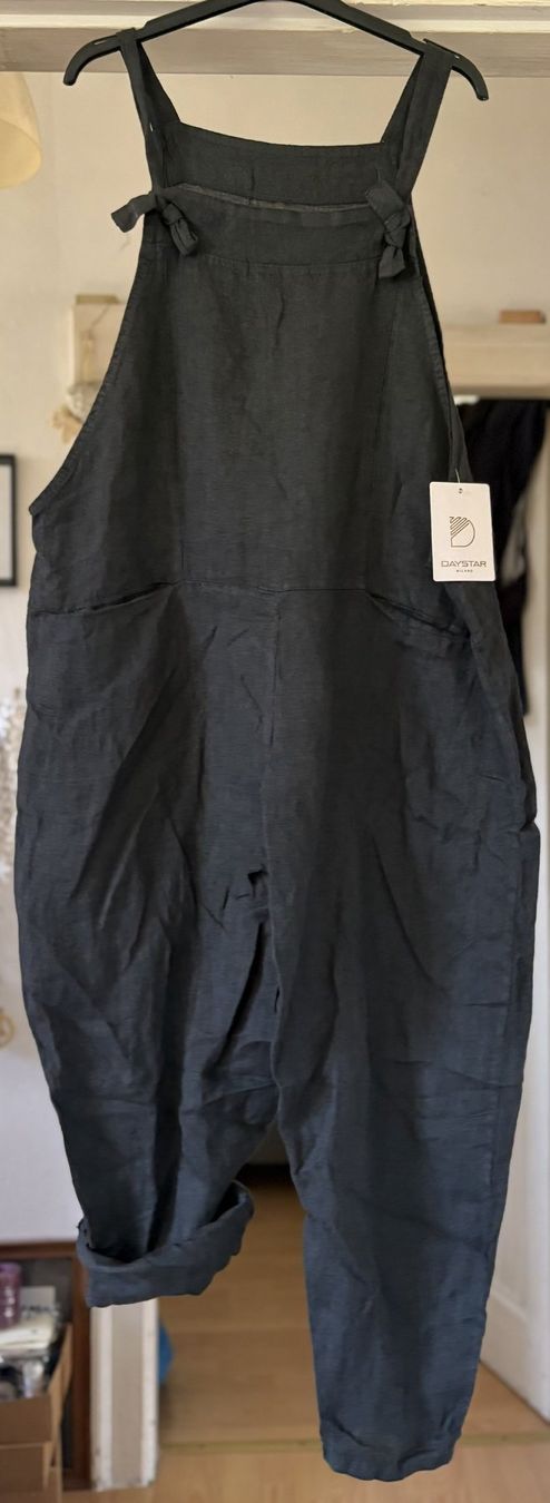 Tute: JUMPSUIT EN LIN!! M – Nuovo e nell'imballaggio originale da Locarno venduto da NicoNion