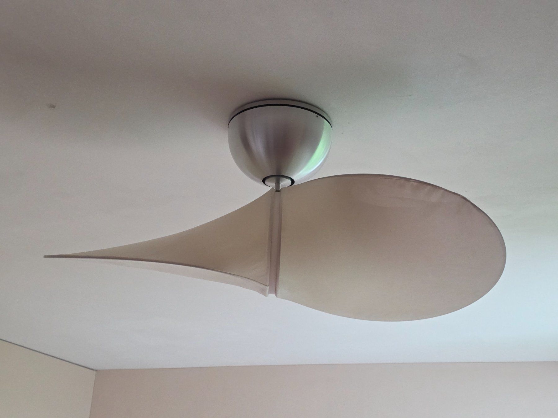 Ventilatori: Serien Lighting Propeller Deckenventilator – Usato da Dietikon venduto da deineSolutions 3