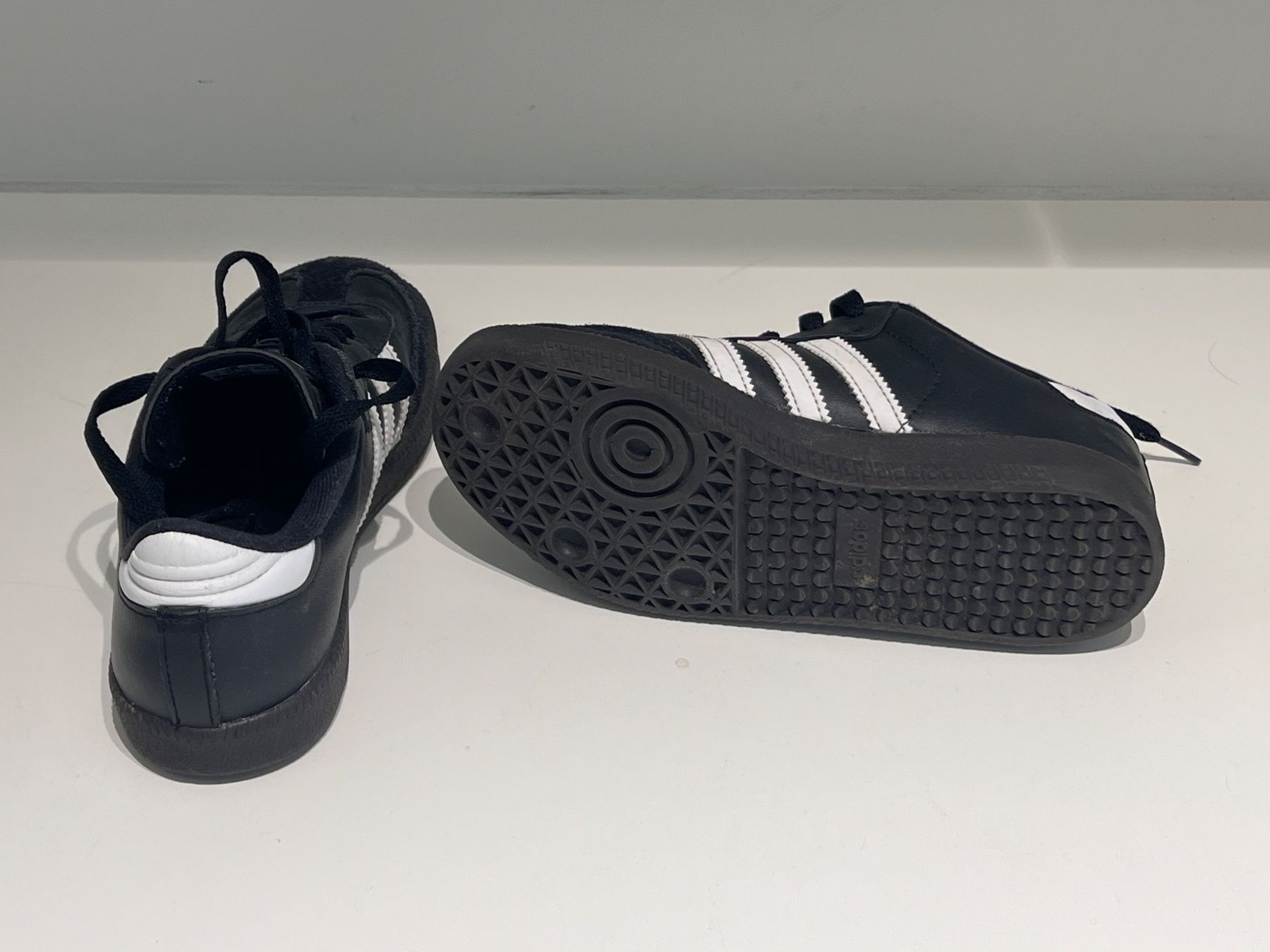 Adidas Scarpe per ragazzi: Kult Sneaker Original Adidas Samba – Usato da Schaan venduto da Poltera 1