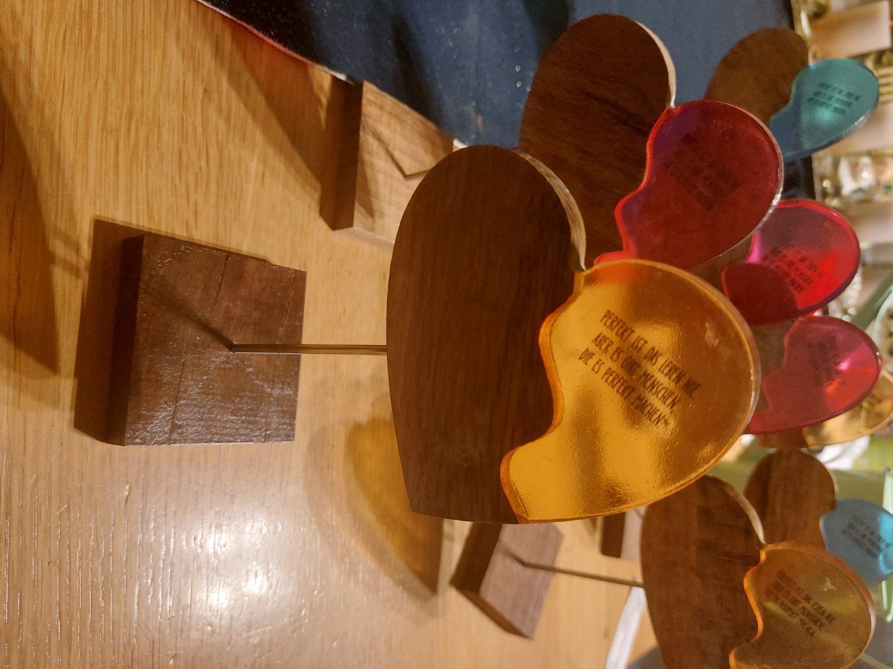 Articoli in legno: Epoxidharzherz mit Spruch – Nuovo e nell'imballaggio originale da Wolhusen venduto da rioferdi 4