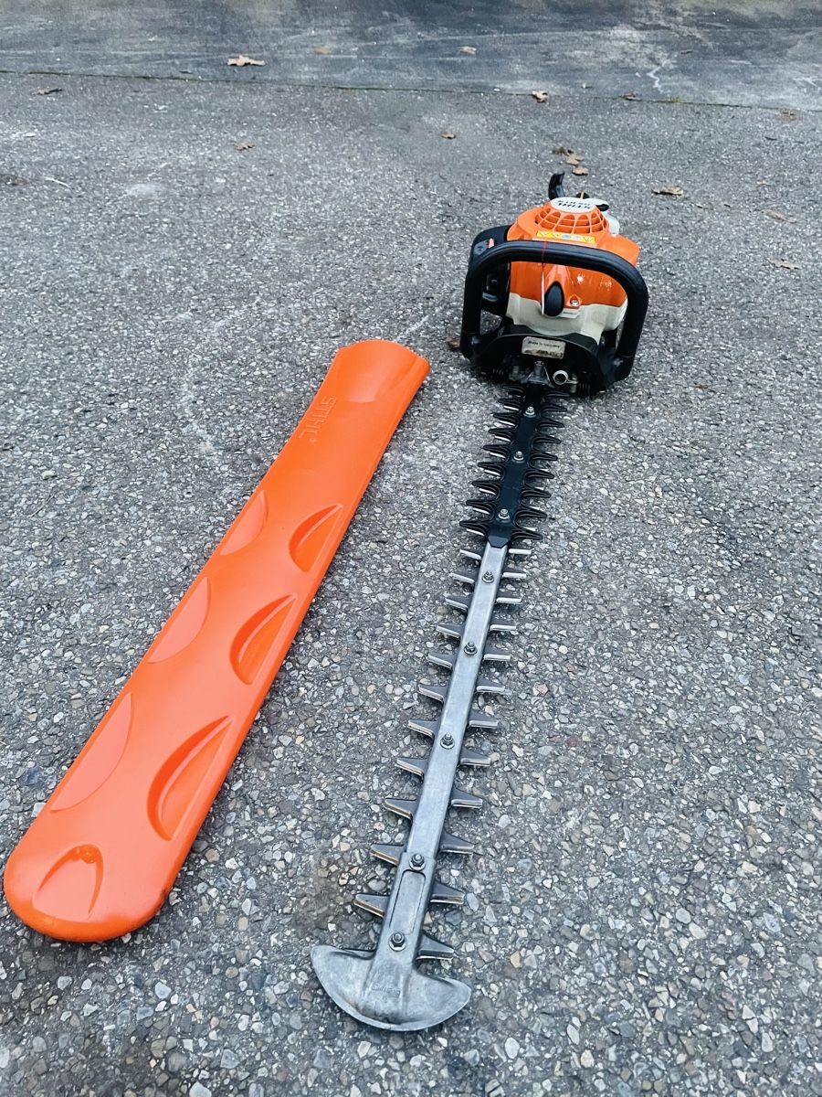 Stihl Tutti gli attrezzi: Heckenschere Stihl HS 81 R – Usato da Würenlos venduto da Shop_Shop 1