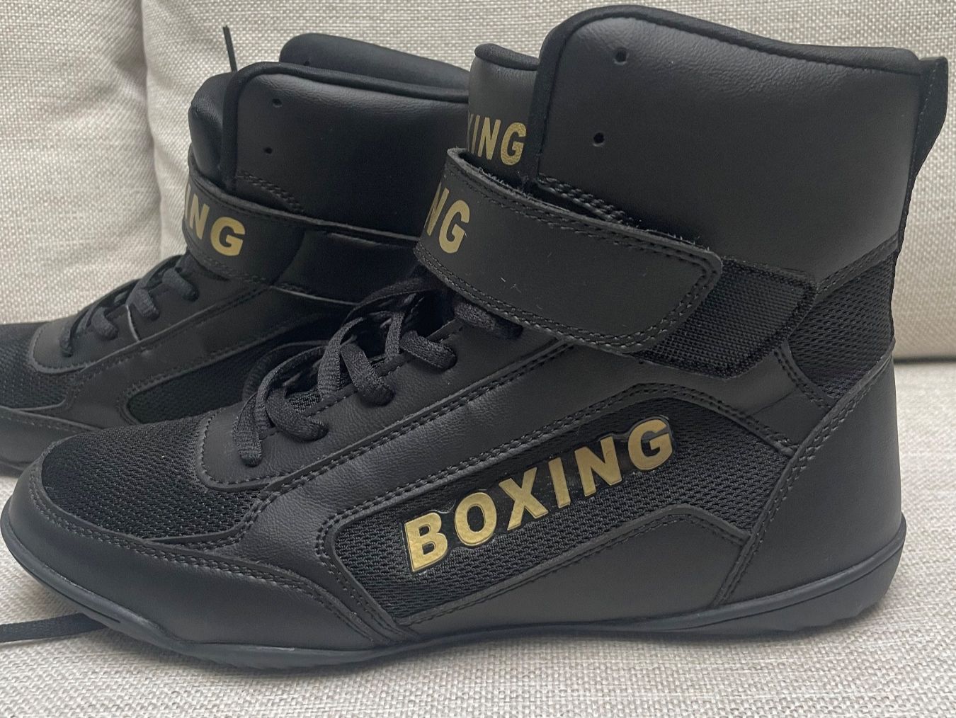 Chaussures hommes: NEU Boxing Schuhe 40 - BOXE – Neuf (Voir description) à Minusio par Pink222 2