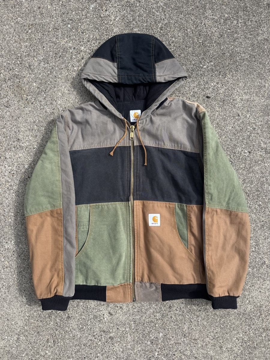 Carhartt Jacken: Vintage Carhartt Patchwork Hooded Jacket M Rare – Gebraucht aus Effretikon von syrrrrre