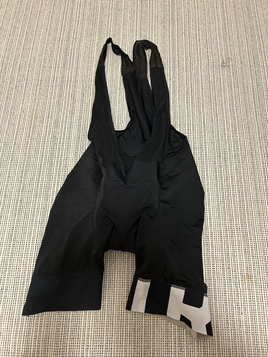 Pantaloni: Pantaloncini bici siroko  – Usato da Biasca venduto da Tomathiss