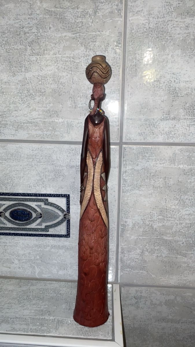 Figuren: Afrikanische Deko Statue, 37 cm hoch – Gebraucht aus Wettingen von vpr_9gz6 2