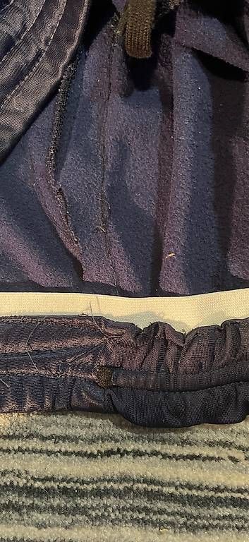 Pantalons: Adidas Trackpants Grösse M – D'occasion à Bern par tan_xdn8 2