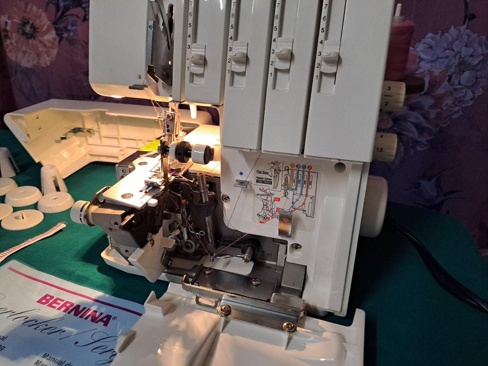 Bernina Nähmaschinen: Bernina Overlock 800DL – Gebraucht aus Belp von amalija 3