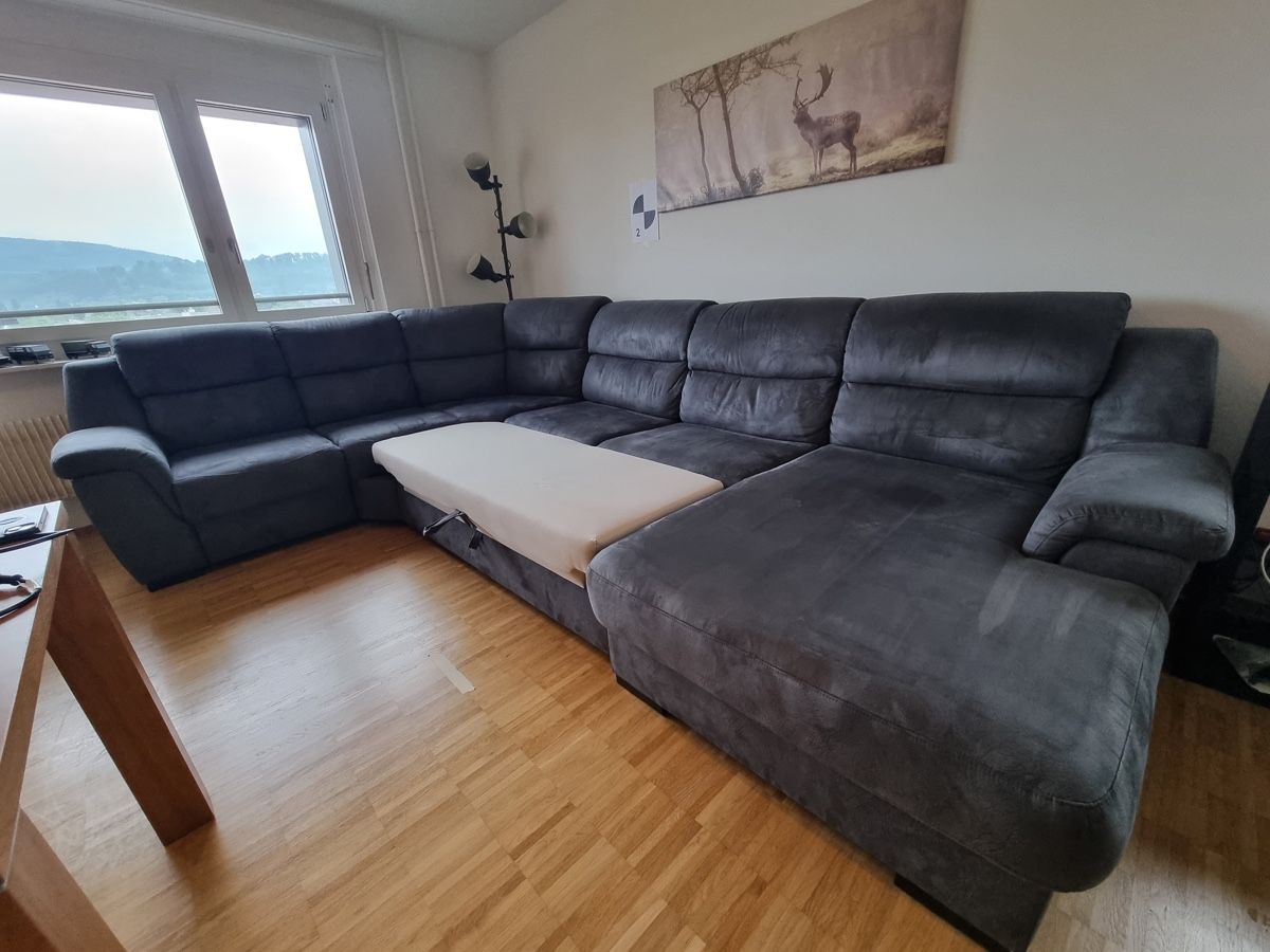 Divani: Grosses U-förmiges Sofa mit Schlaffläche, Farbe Anthrazit – Usato da Muttenz venduto da rabo07 7