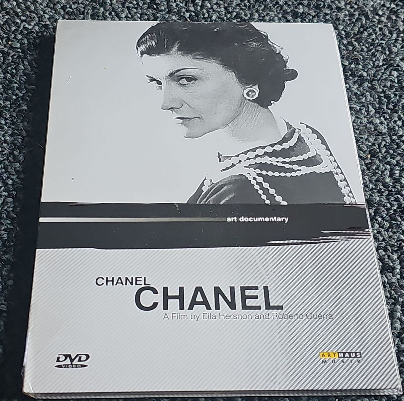 Alle DVDs: DVD Chanel (23397) – Gebraucht aus Ruswil von jan_bxl5