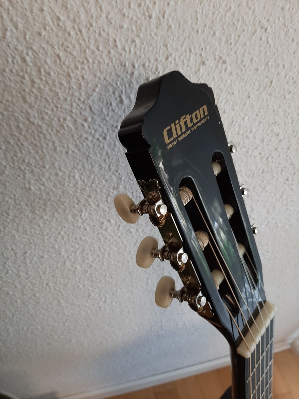 Strumenti musicali: Gitarre Clifton 4/4 – Nuovo (secondo la descrizione) da Hochdorf venduto da Amazone0 3
