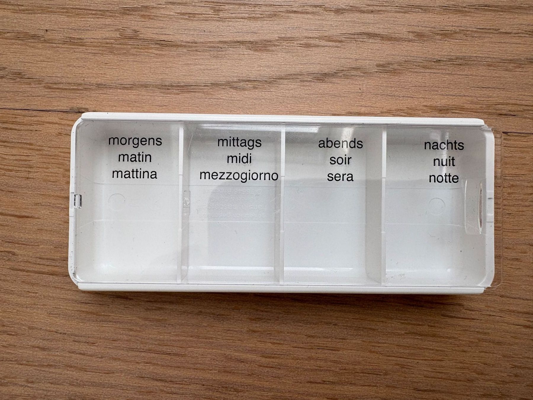 Contenitori & Simili: Tablettenbox, Wochenorganizer für Tabletten – Usato da Gossau SG venduto da Black-Queen 1