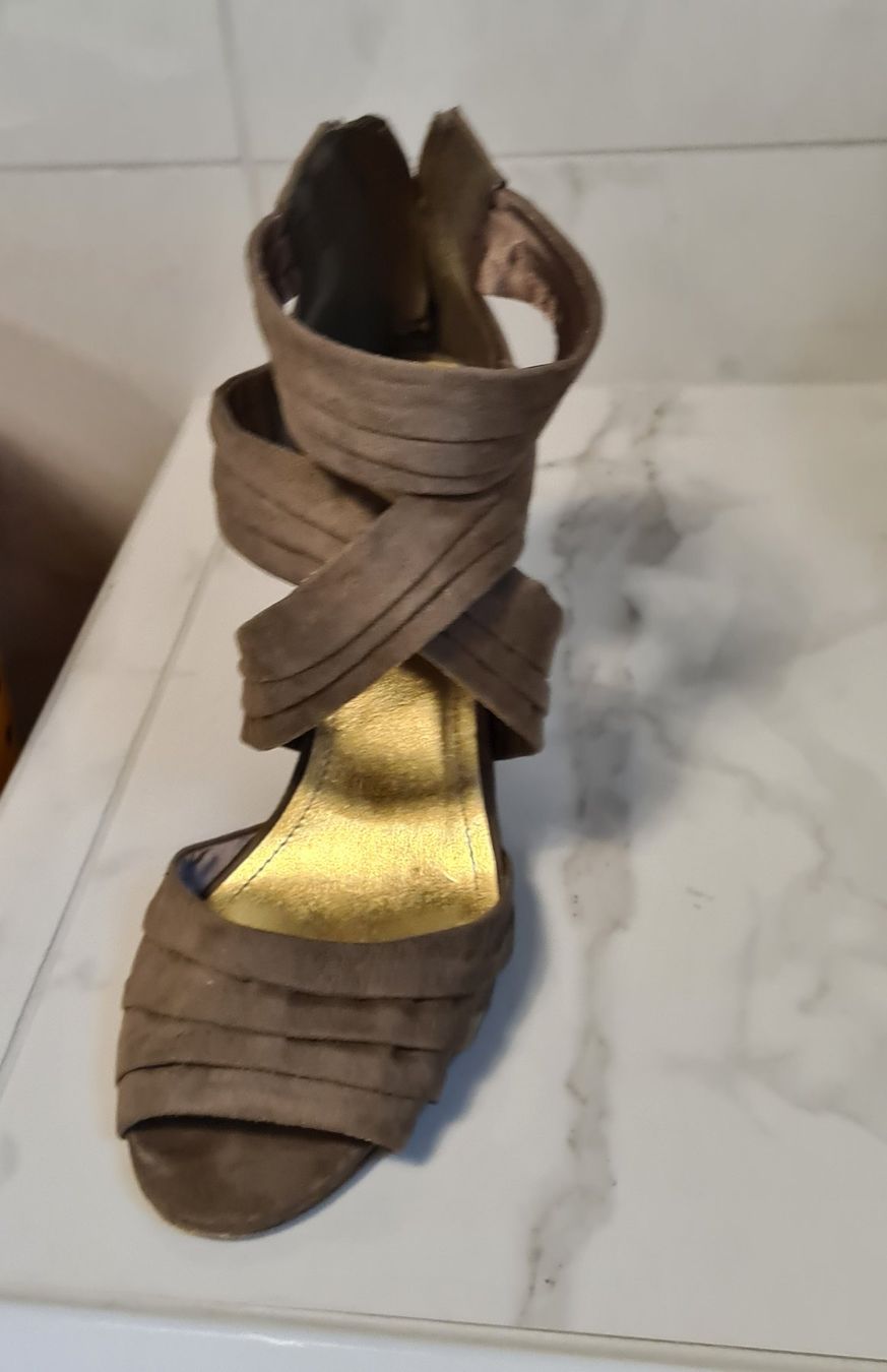 Scarpe da donna: Damen Sandaletten – Nuovo (secondo la descrizione) da Contra venduto da Lylou0