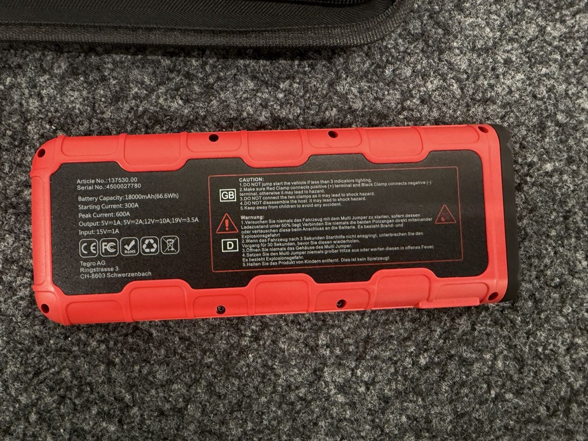 Caricabatterie: Starthilfe Unitec Jump Starter – Nuovo (secondo la descrizione) da Arosa venduto da hel_7v5h 7
