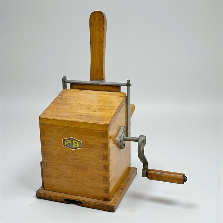 ANCIENNE RAPE À Gruyere Moulin Fromage AS RAPIDRAPE EUR 7,00 - FR