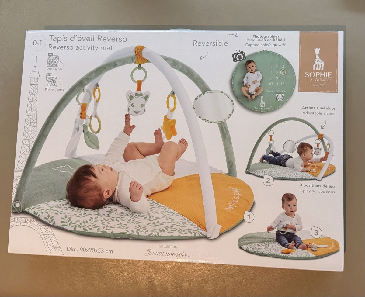 Tapis de jeu: Sophie la Girafe activity mat reversible  – D'occasion à Diessenhofen par mar_8cyl