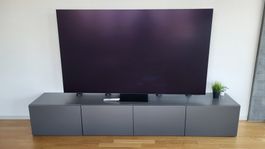 Besta TV-Bank mit Türen