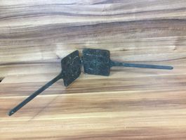 Antikes gebrauchtes Gusseisen Waffeleisen