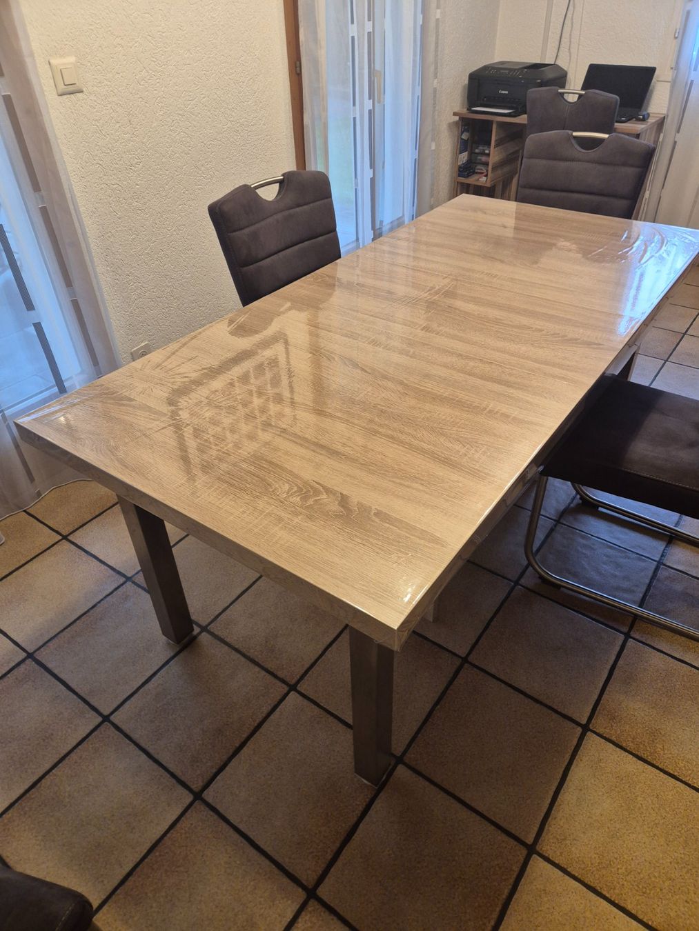 Tische: Holztisch – Gebraucht aus Buchs SG von paulyD2013