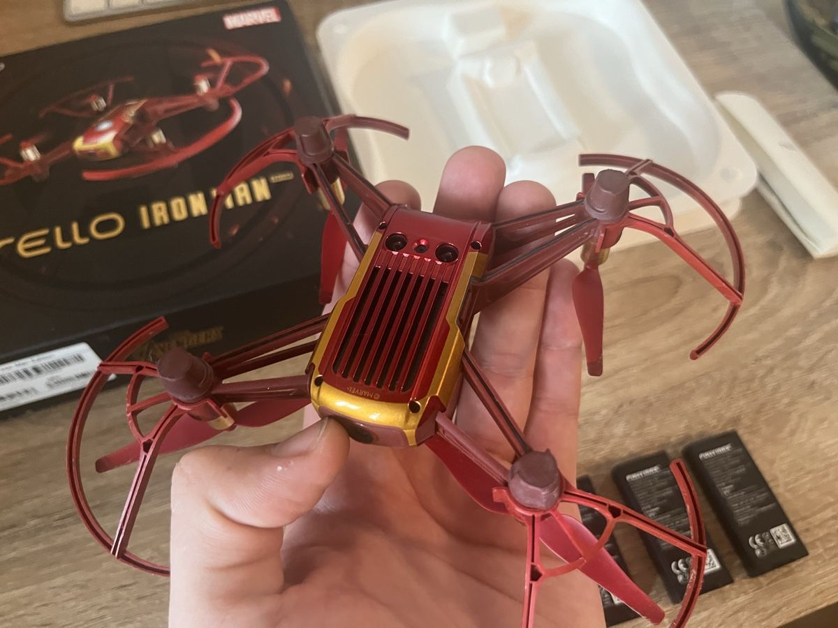 Marvel Giocattoli: Drone Dji Tello Intel Marvel – Usato da Frauenfeld venduto da vla_8nfr 5