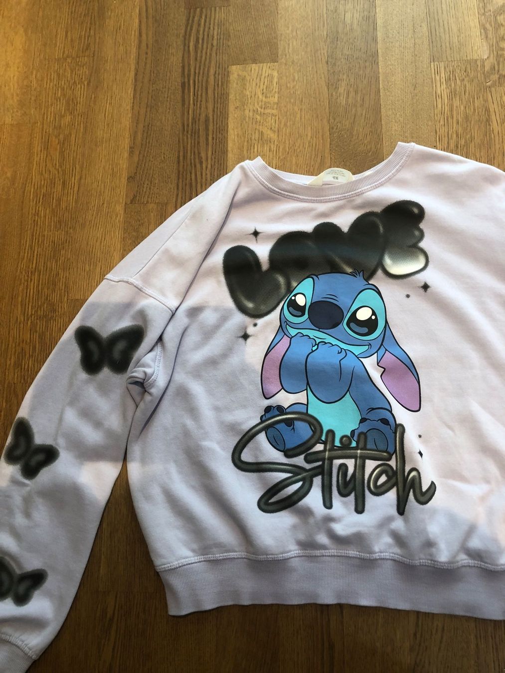 H&M Pullover & Sweatshirts: Zwei Oberteile – Gebraucht aus Bubikon von tokidoki 1