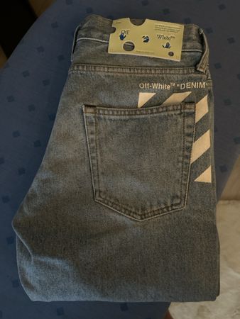 Off-White Jeans