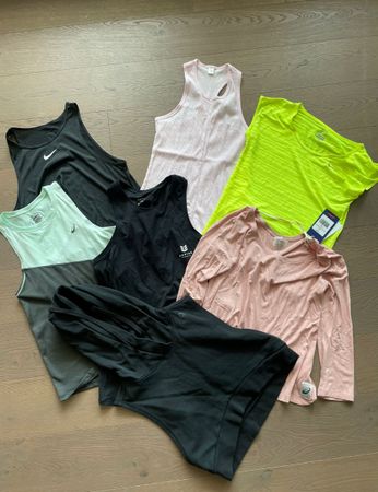 Sports set Tshirts asics
