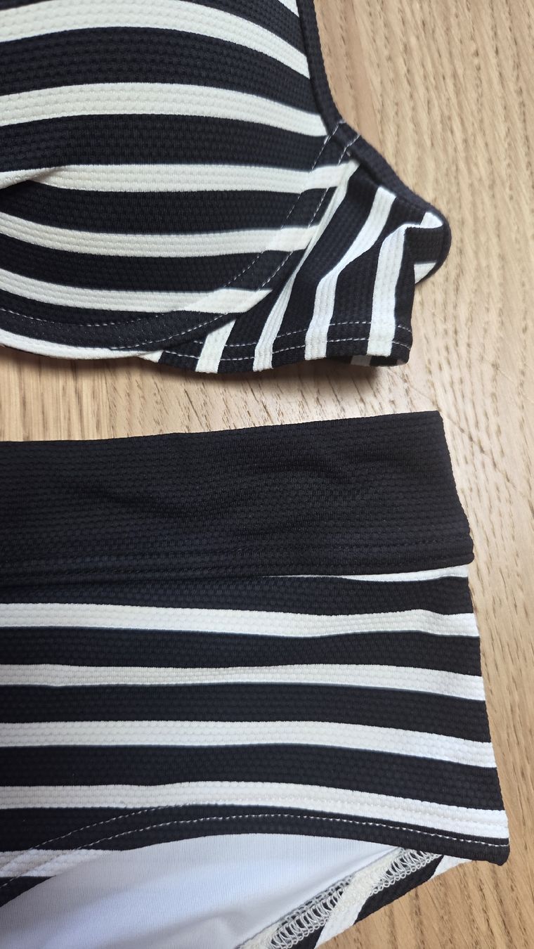 Esprit Maillots de bain & Bikinis: Maillot de bain  – D'occasion à Le Pâquier-Montbarry par Gruyere77 1
