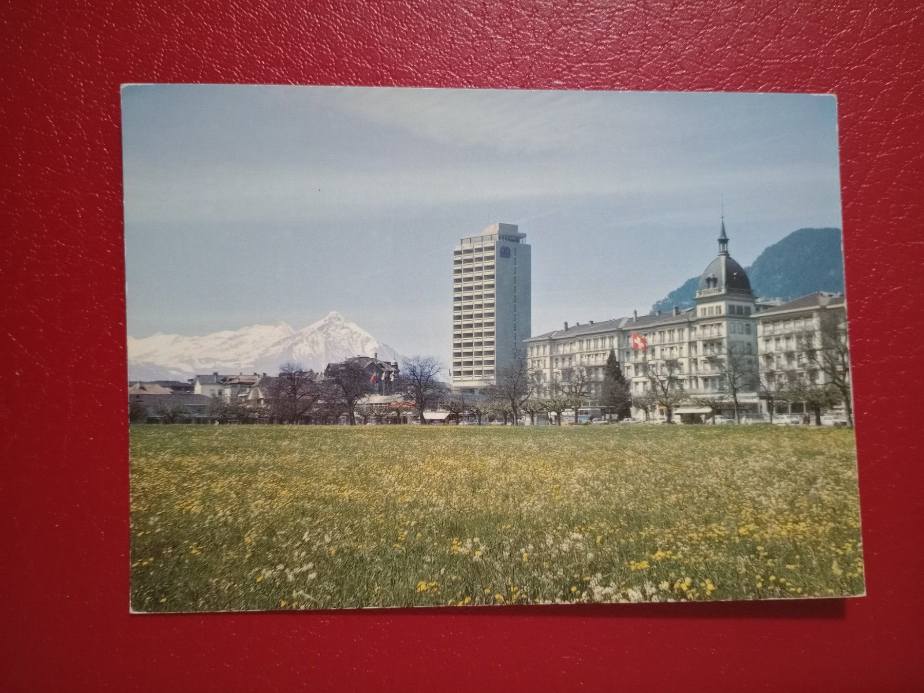Cartoline postali: Interlaken Bern Hotels Niesen – Usato da Küttigen venduto da Melisch1000