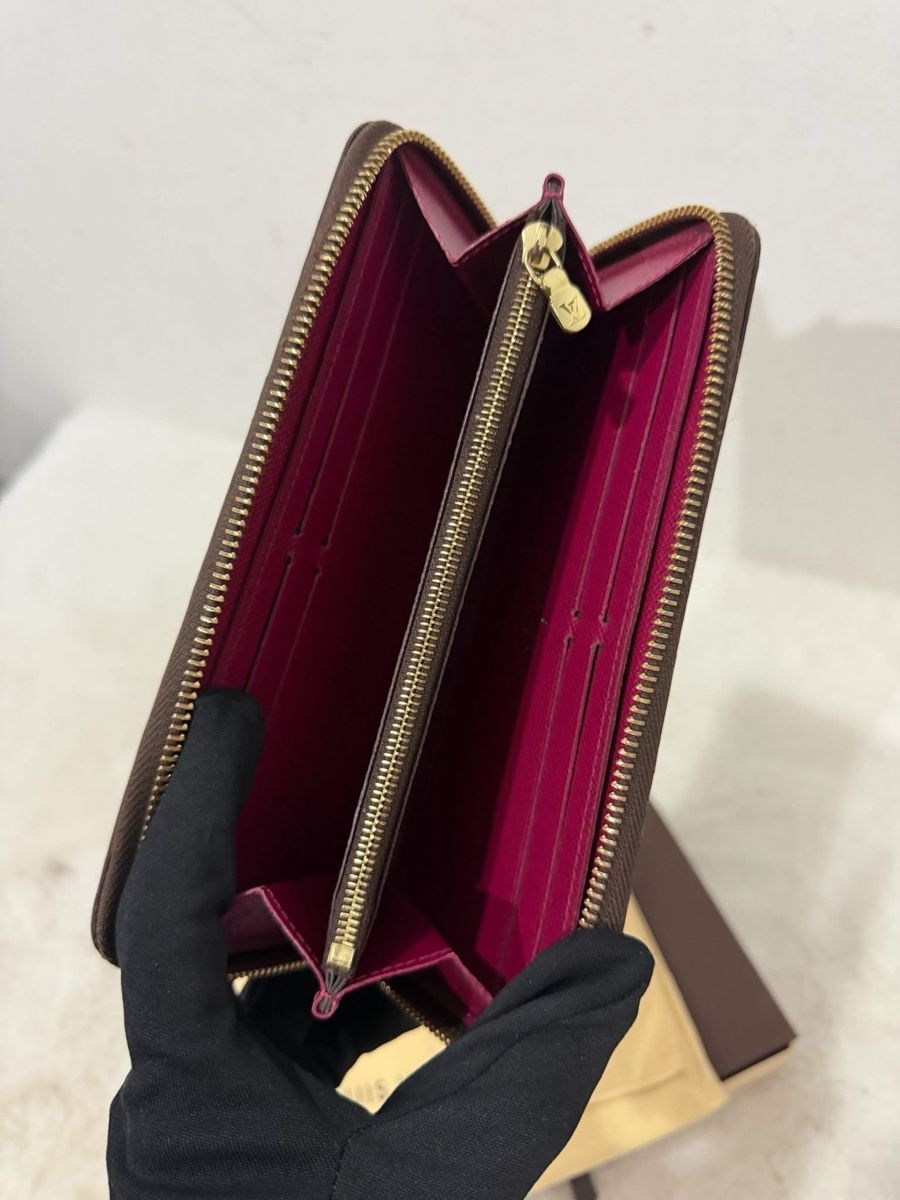 Louis Vuitton Portamonete: Louis Vuitton Clemence Geldbörse 2016 – Usato da Widnau venduto da Pukpan_99 2