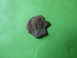 uralte Bronzemünze 18 mm     1.19 g