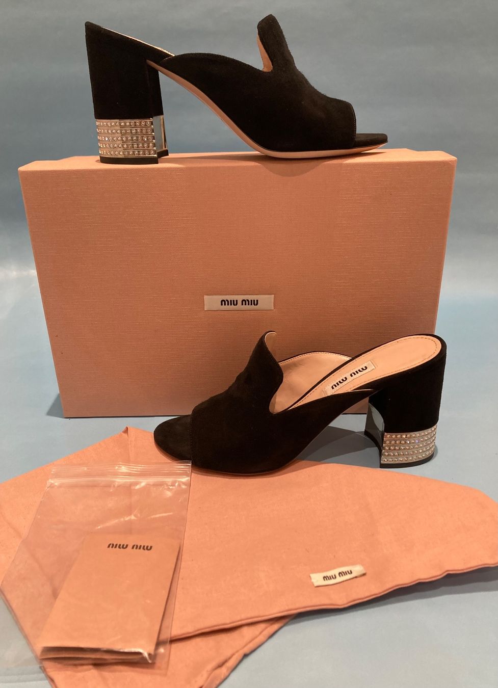 Miu Miu Scarpe da donna: Miu Miu n.36 – Usato da Paradiso venduto da Kayakara