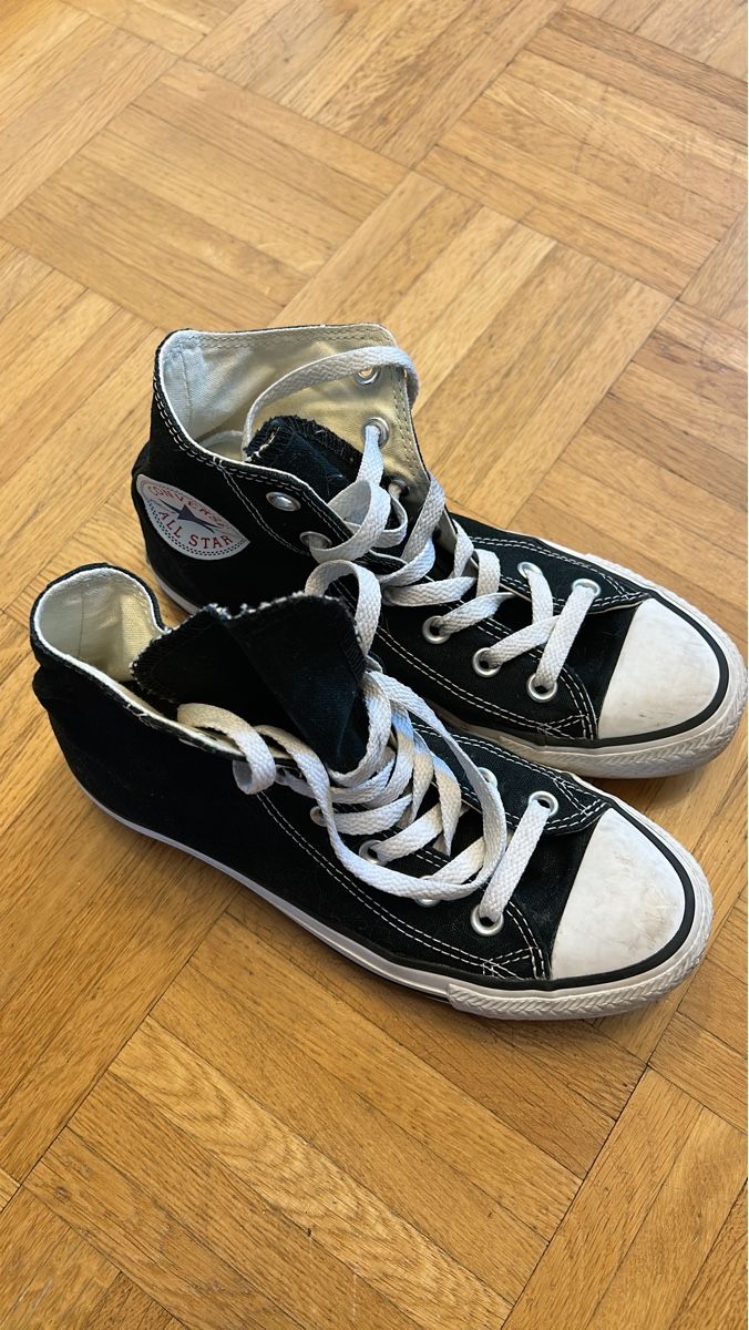 Scarpe da donna: Converse All Stars Chucks, Grösse 37, Schwarz – Usato da Solothurn venduto da frannnnca