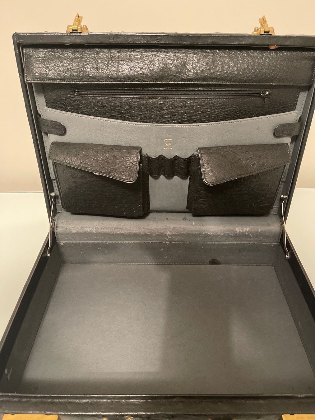 Koffer & Taschen: Aktentasche in Straussenleder – Gebraucht aus Zürich von SWKA 4